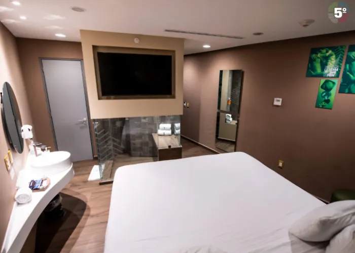 Hotel Quinto Elemento 4*
